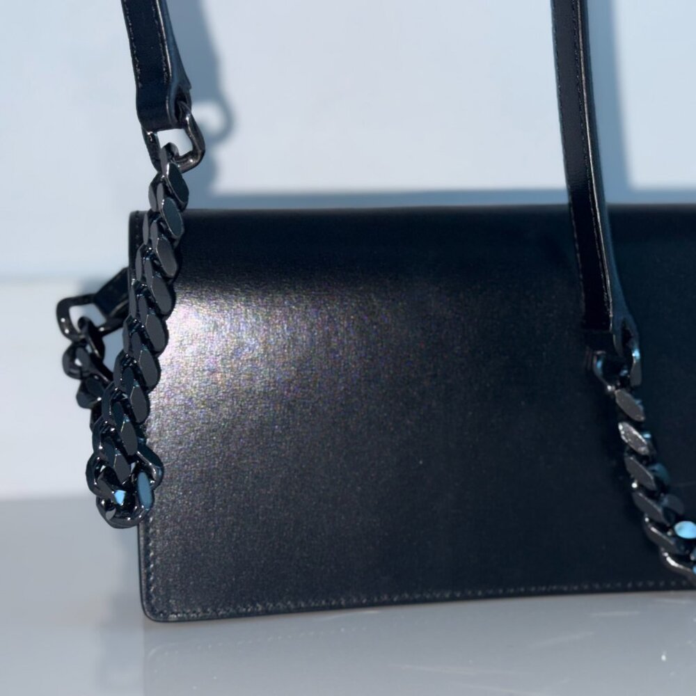 Off-White Black Leather Crossbody Bag – Iridescent Arrow Logo & Red Interior - Picture 5 of 7